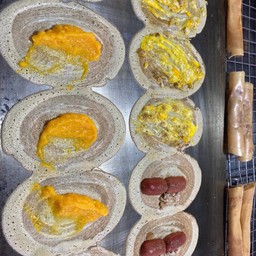 เซตไส้หวาน+ไส้กรอก ( 10 ชิ้น )