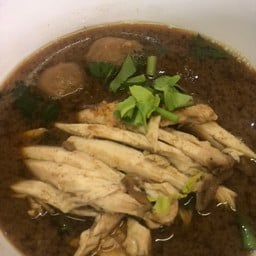 เตี๋ยวในตำนาน ก๋วยเตี๋ยวเรือรังสิต Mini Plaza Ramkhamhaeng 59