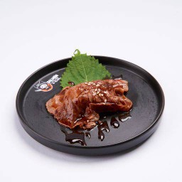 ซูชิเนื้อย่าง