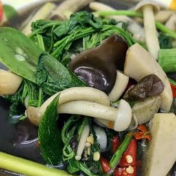 แกงเห็ดรวม