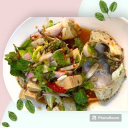 ยำหมูยอปูม้า