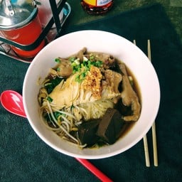 ก๋วยเตี๋ยวไก่มะระ ซ.หทัยราษฎร์39 ซอย หทัยราษฎร์ 39