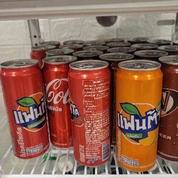 น้ำอัดลมกระป๋อง