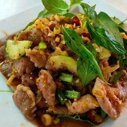 พล่าหมูนุ่ม