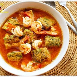 แกงส้มชะอมไข่ทอดกุ้ง