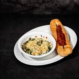 Bake Spinach& Bacon cheese with bagel ring