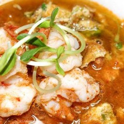 แกงส้มกุ้งต้นอ่อน