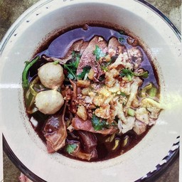 เย็นตาโฟจักรพรรดิ์ สาขา 1 สนามไชย