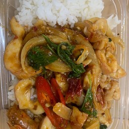 ผัดพริกเผาราดข้าว