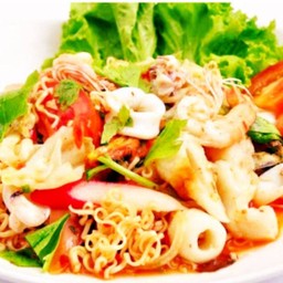 ยำมาม่าทะเล