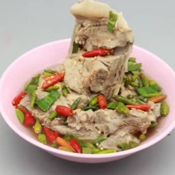 เปิ้ล เล้งแซ่บ หมู่บ้านรัชธานี 9
