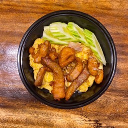 ข้าวไข่ข้นหมูทอด