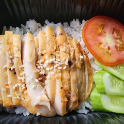 [อร่อยซ่ากับโค้ก] ข้าวไก่พริกสด +  โค้ก ไม่มีน้ำตาล (กระป๋อง) 