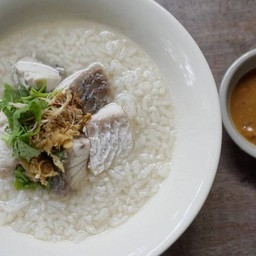 ข้าวต้มปลากระพง