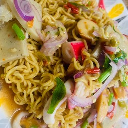 ยำมาม่ารวมน้ำข้น