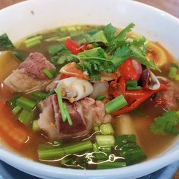 ต้มเเซบกระดูกหมู