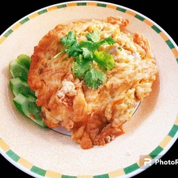 ไข่เจียวเนื้อสับราดข้าว