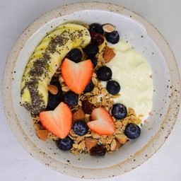 BerryNana Yogurt Bowl