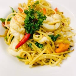 สปาเกตตีผัดขี้เมา