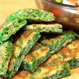ข้าวไข่ชะอม น้ำพริกกะปิ