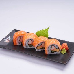 โรลแซลมอนสด