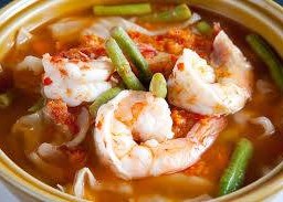 แกงส้มผักรวมกุ้ง