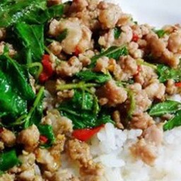 ข้าวราดกะเพราหมูสับ