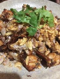 กบทอดกระเทียม