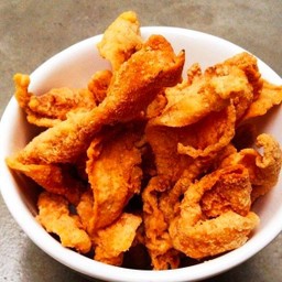 หนังไก่ M