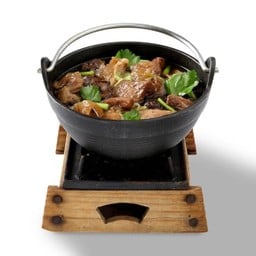 L เนื้อวัวตุ๋น