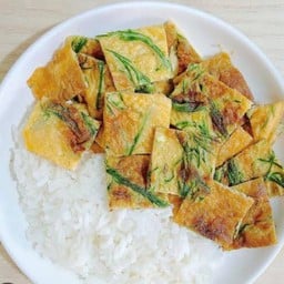 ข้าว ไข่ชะอมทอด