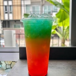 ณ บ้าน คาเฟ่ สโลว์ บาร์