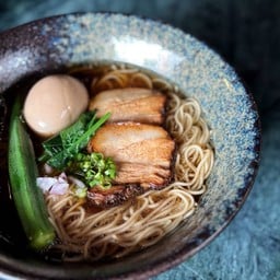 372 Ramen and Sake สามเสน 2