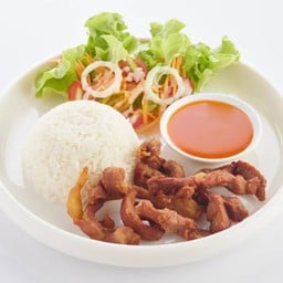 L ข้าวราด หมูแดดเดียว