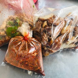 น้ำตกเนื้อและ เนื้อย่าง