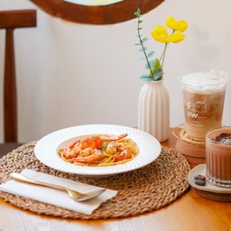 FLATWHITE Coffee Roaster & Food ซอยมังกร