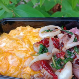 กระเพราหลังบ้าน