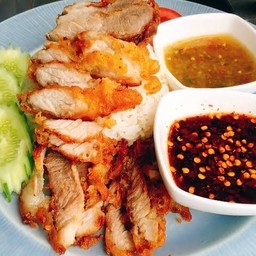 ข้าวมันไก่โทริ25 สันติธรรม