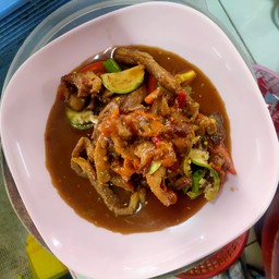 ตำคอหมูย่างหอยดอง