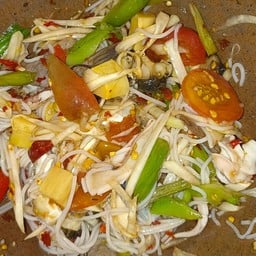 ส้มตำหน้าตลาดวรกิจ -