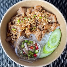 หมูผัดซอส