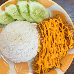 ข้าวไก่ทอดราดชีส