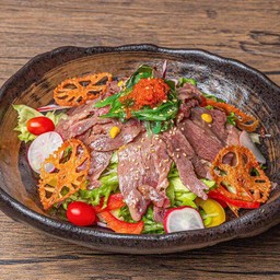 สลัดเนื้อวัววากิว