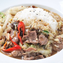เนื้อพริกไทดำราดข้าว
