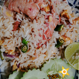ข้าวผัดแหนม