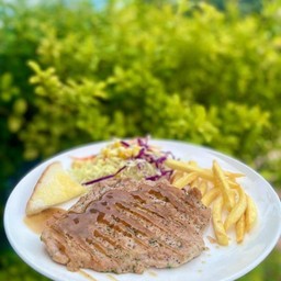 ครัวบ้านเจ๊น้ำ