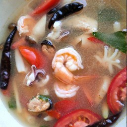 ต้มยำทะเลน้ำใส