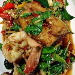 ผัดฉ่า ราดข้าว