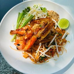 ผัดไทกุ้งแม่น้ำ