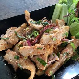 น้ำตกคอหมูย่าง